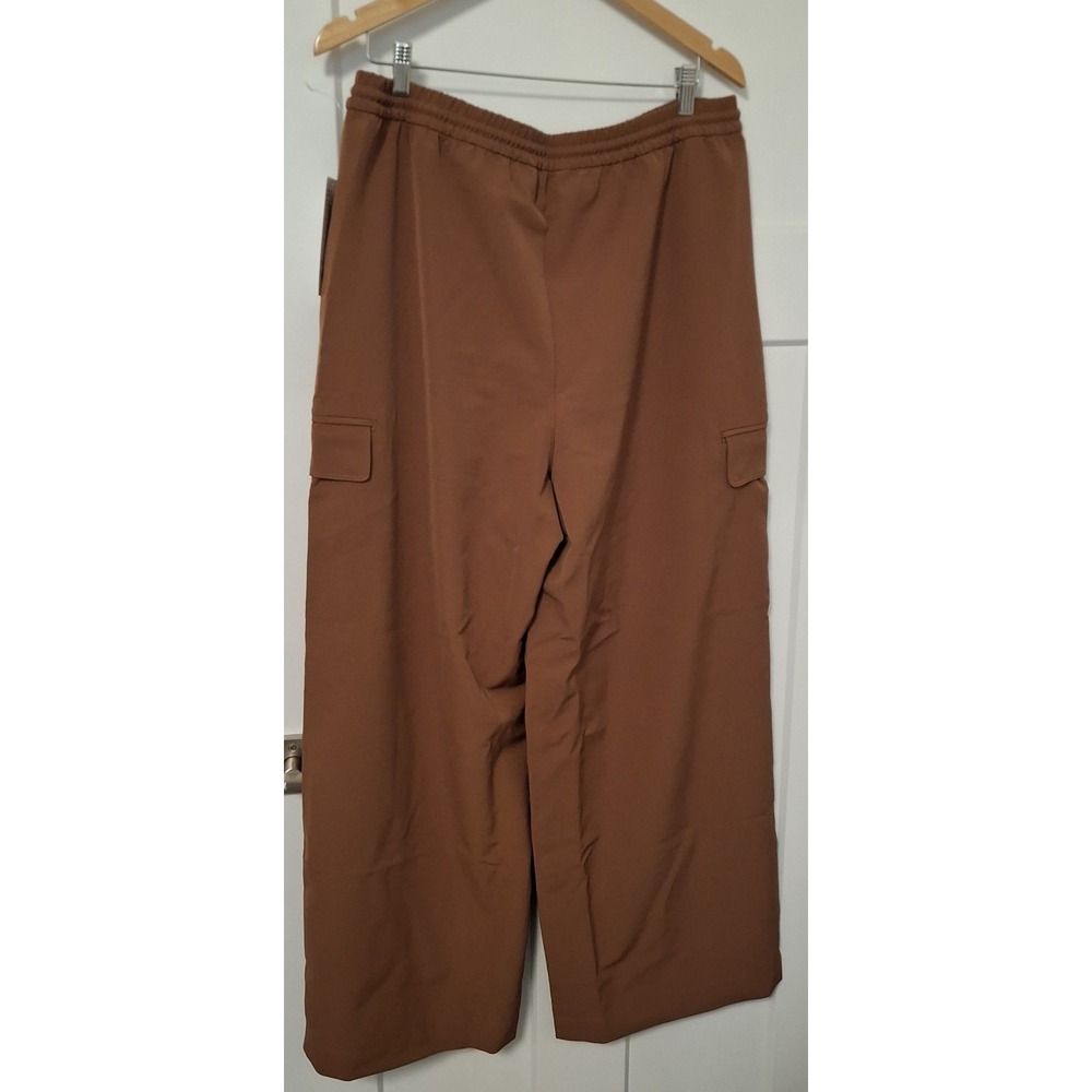 NWT Athleta Promenade Cargo Wide Leg Pant- Size Large Walnut Brown - Picture 2 of 9